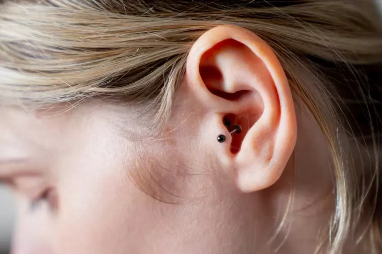 Se faire le piercing tragus à Brest, IRREVERSIBLE