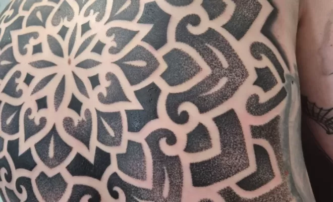 Tatouage mandala à Brest , Brest, IRREVERSIBLE